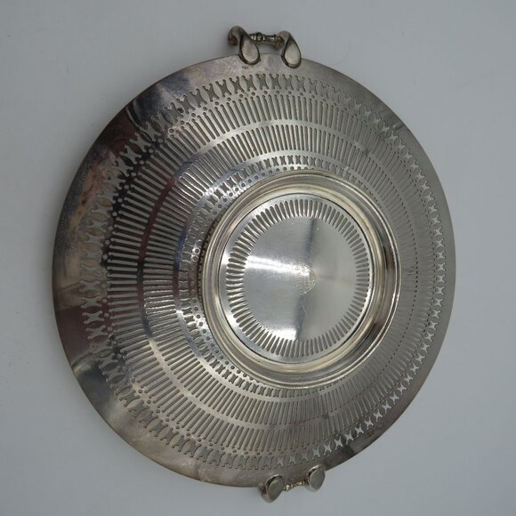 Wilcox Tray Silver Plated Reticulated 10" Curved Serving Platter Handles Vintage - Picture 7 of 8